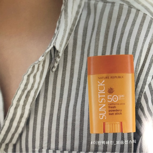 EXO Chanyeol Nature Republic Poster + Random Chanyeol Photo Card - Picture 5 of 7